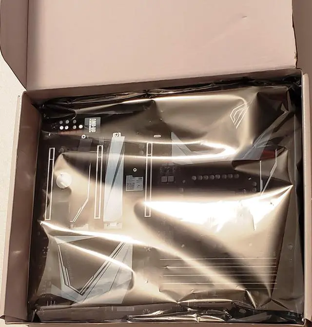 Alt view image 2 of 8 - GIGABYTE Z390 DESIGNARE LGA 1151 (300 Series) Intel Z390 HDMI USB 3.1 ATX Intel Motherboard