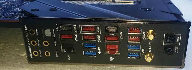 Alt view image 6 of 8 - ASUS ROG Zenith II Extreme Alpha TRX40 Gaming AMD 3rd Gen Ryzen Threadripper sTRX4 EATX Motherboard with 16 Infineon Power Stages