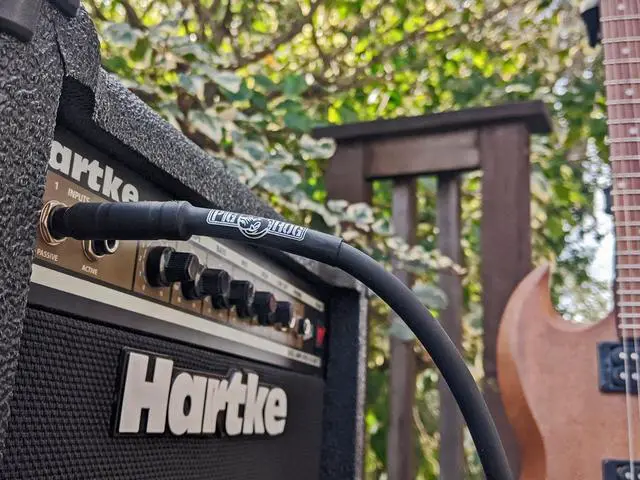 Alt view image 4 of 5 - Pig Hog 6-Foot 1/4-In - 1/4-In 8Mm Tour Grade Instrument Cable