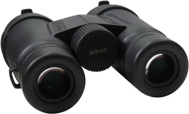 Alt view image 6 of 10 - Nikon 8x42 Monarch M5 Binoculars (Black) - 16767