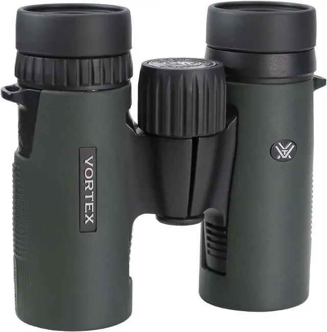 Alt view image 4 of 7 - Vortex 10x32 Diamondback HD Binoculars DB-213 with Top Professional Cleaning Kit