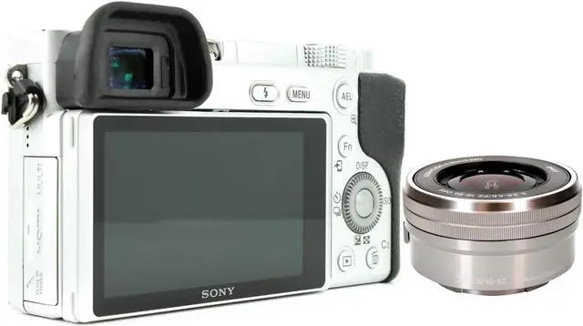 Alt view image 3 of 6 - Sony α6100 E-mount camera with APS-C Sensor (Body + 16-50mm Power Zoom Lens) - White