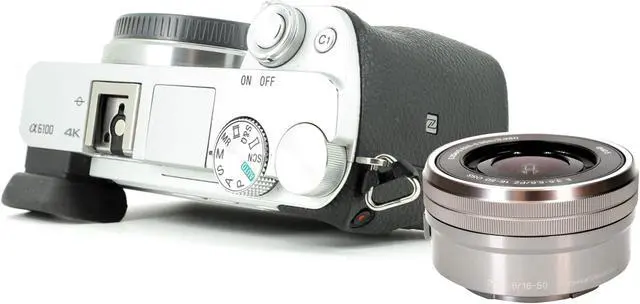 Alt view image 4 of 6 - Sony α6100 E-mount camera with APS-C Sensor (Body + 16-50mm Power Zoom Lens) - White