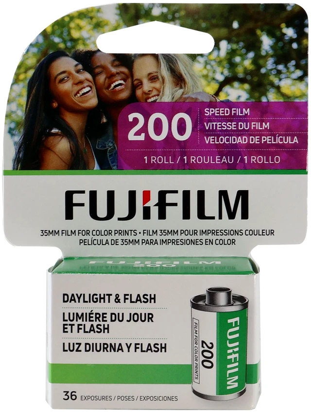 Alt view image 2 of 3 - Fujifilm 200 Color Negative 35mm Film (36 Exp) 4-Pack with Storage Carrying Case