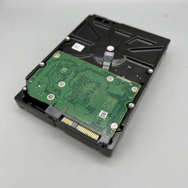 Alt view image 12 of 14 - HP 625030-001 3Tb 7200Rpm 3.5Inch Sas 6Gbits Lff Dual Port Midline Hot Plug Hard Disk Drive With Tray