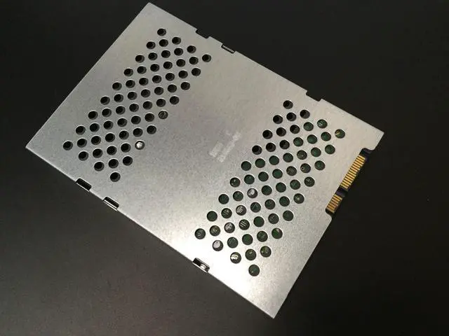 Alt view image 8 of 9 - HP 397377-022 500Gb 7200Rpm Sata300 7Pin 3.5Inch Lff Hot Plug Hard Disk Drive With Tray