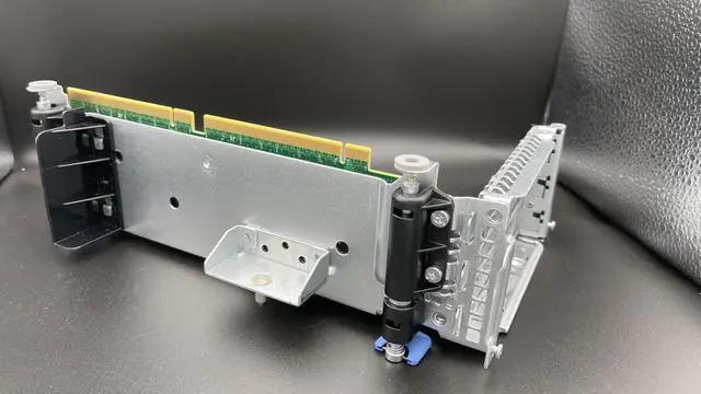 Alt view image 8 of 12 - 676407-001 HP PCI Riser Tray for ProLiant DL38x G8 with 662525-001 riser card