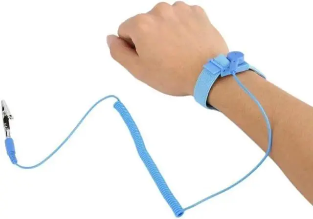 Alt view image 5 of 6 - Nabob Deals - Arctic Silver 5 Thermal Compound paste High-Density Polysynthetic Silver - Bonus Cloth/ Anti Static Starter Kit