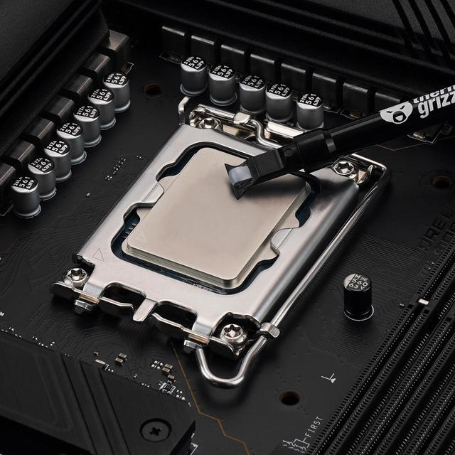 Alt view image 5 of 7 - Thermal Grizzly Duronaut - 2 Gram - Enhanced Durability & High Performance Thermal Paste - for Maximum Thermal Conductivity While Overclocking CPU/GPU/PS4/PS5/Xbox