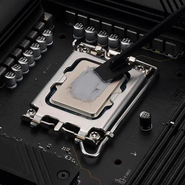 Alt view image 6 of 8 - Thermal Grizzly Duronaut - 6 Gram - Enhanced Durability & High Performance Thermal Paste - for Maximum Thermal Conductivity While Overclocking CPU/GPU/PS4/PS5/Xbox