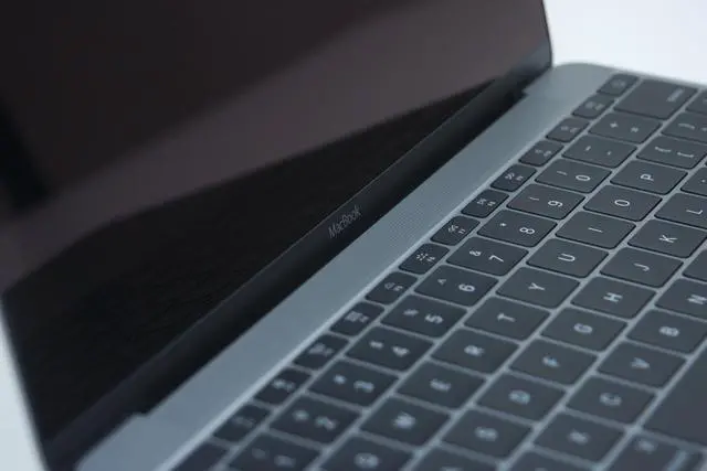 Alt view image 6 of 20 - Apple Laptop MacBook Intel Core M-5Y51 8GB Memory 512GB HDD 512 GB SSD Intel HD Graphics 5300 12.0" Non-Touch Screen OS X 10.10 Yosemite MJY42LL/A