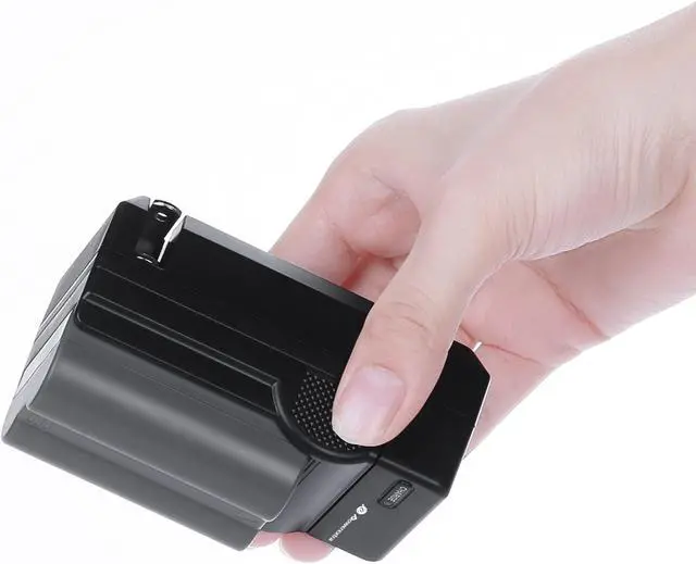 Alt view image 6 of 7 - Powerextra 2200mAh 7.4V Li-ion EN-EL3e ENEL3e Battery For Nikon D200 D700 D90 D70s D300s D50 D80 D100 D300