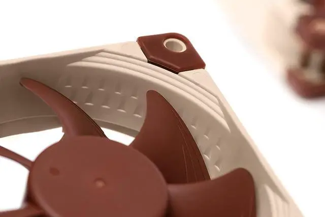 Alt view image 6 of 7 - Noctua NF-A8 5V PWM, Premium Quiet Fan with USB Power Adaptor Cable, 4-Pin, 5V Version (80mm, Brown)