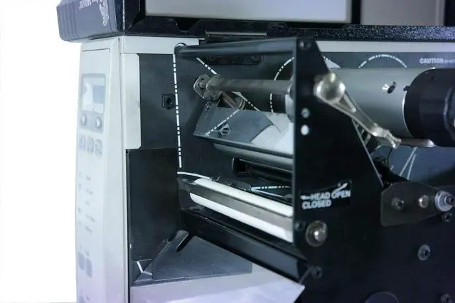 Alt view image 7 of 7 - Ze bra 140XiIII 140-101-00000 Thermal Bar code Label Printer 200DPI Parallel