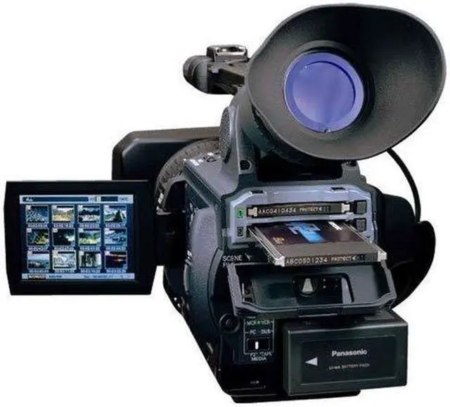 Alt view image 4 of 4 - Panasonic Pro AG-HVX200 3CCD P2/DVCPRO 1080i High Definition Camcorder with 13x Optical Zoom - International Version (No