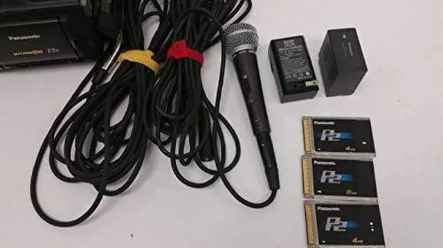 Main image of Panasonic Pro AG-HVX200 3CCD P2/DVCPRO 1080i High Definition Camcorder with 13x Optical Zoom - International Version (No