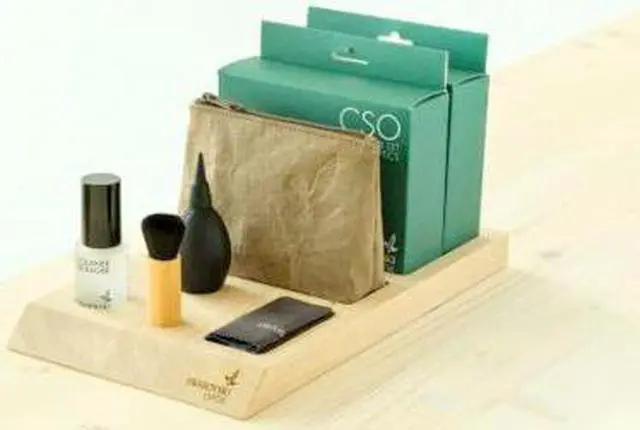 Alt view image 3 of 4 - Swarovski CSO Cleaning Set Optics (6-Piece Set)