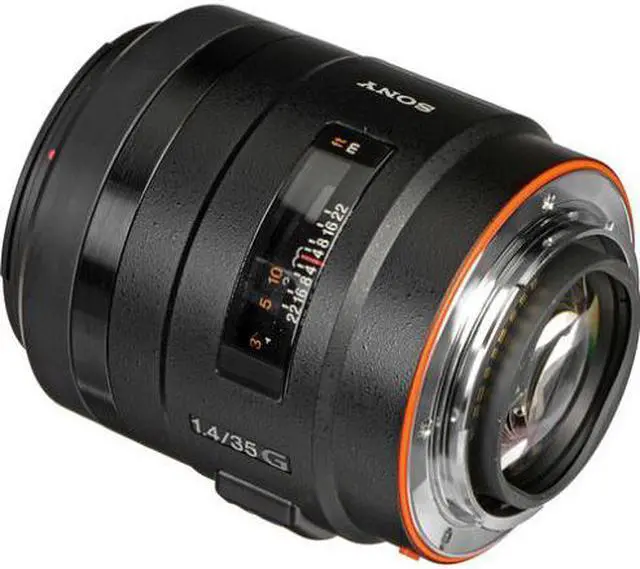 Alt view image 3 of 4 - Sony 35mm F1.4G SEL35F14G