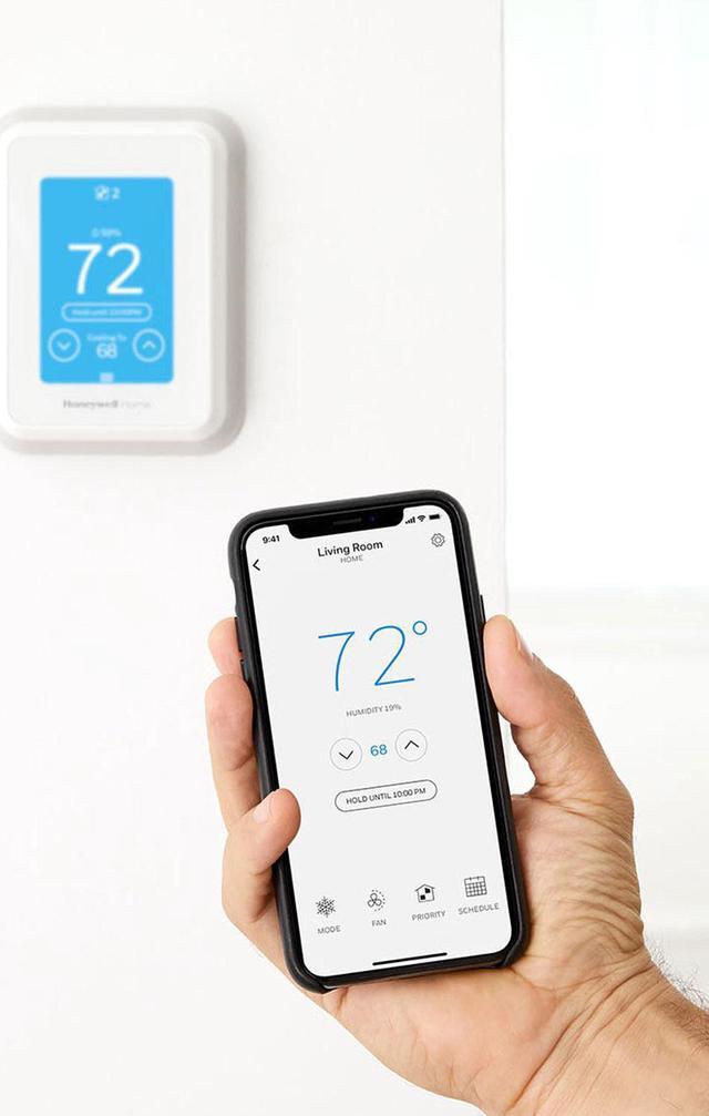 Alt view image 3 of 3 - Honeywell T10 Pro Smart Thermostat - Kit with Gray Amazon Alexa Echo Dot