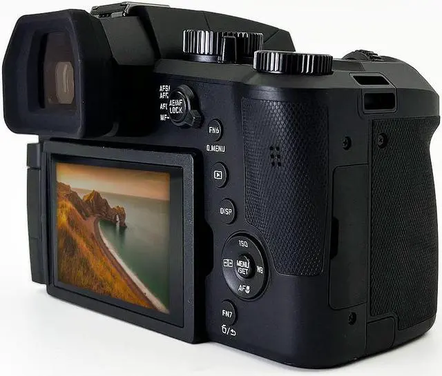 Alt view image 5 of 6 - leica v-lux 5 20mp superzoom digital camera with 9.1-146mm f/2.8-4 asph lens (black)