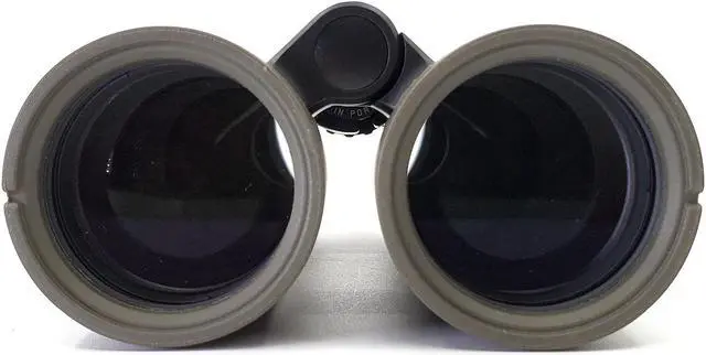 Alt view image 4 of 4 - Leica octivid 8x42 Green Binocular 40386