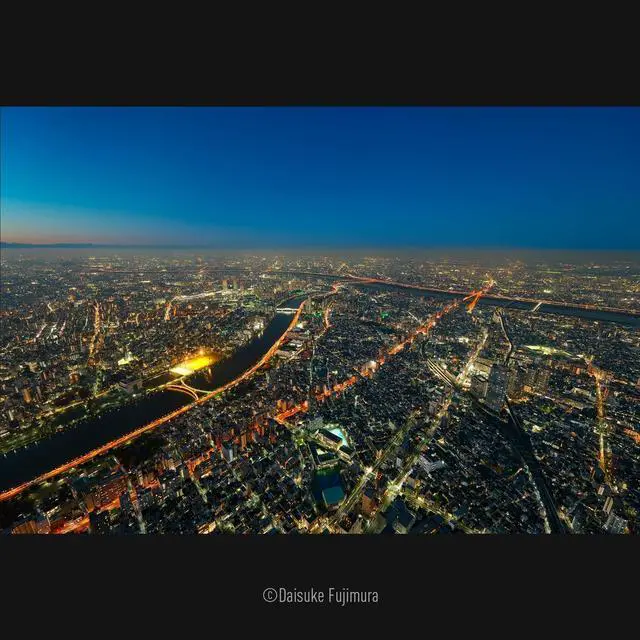 Alt view image 3 of 18 - Panasonic LUMIX S Series Camera Lens, 14-28mm F4-5.6 Ultra Wide-Angle Zoom Lens with Macro Capability, S-R1428