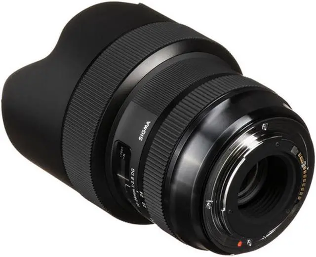 Main image of Sigma 14-24mm f/2.8 DG HSM Art Lens for Canon EF with Memory Card