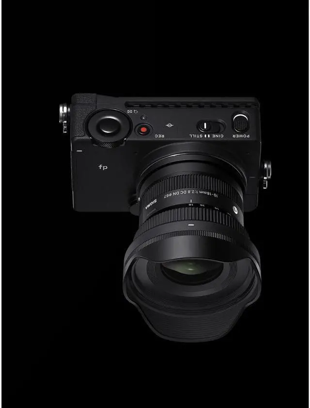 Alt view image 3 of 4 - Sigma 10-18mm f/2.8 DC DN Contemporary Lens For Sony E Bundle With Accessories