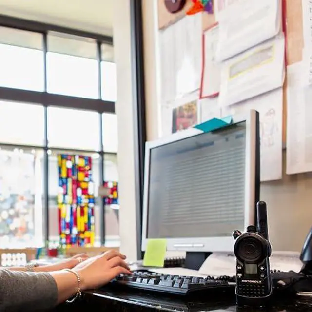 Alt view image 2 of 4 - 2 x Motorola CLS1110 Two Way Radio Walkie Talkies (UHF)