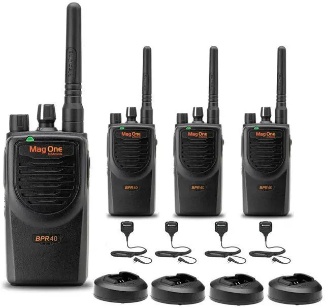 Main image of 4 x Motorola BPR40 Mag One Series 4W 8-Channel UHF Two-Way Radio - Bundle