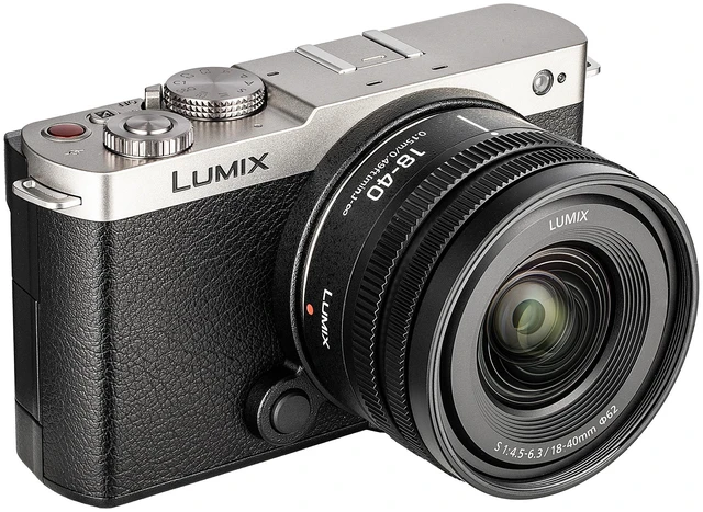 Alt view image 5 of 7 - Panasonic Lumix S9 Camera w 18-40mm f/4.5-6.3 Lens(Silver), 64GB Memory Card (International Version)