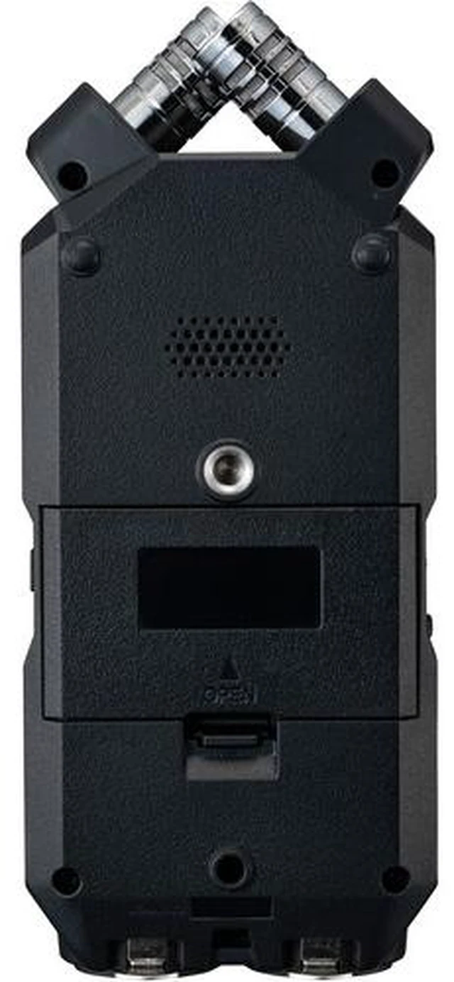 Alt view image 5 of 7 - Zoom H4essential 4-Track 32-Bit Float Audio Recorder + Headphones, Bundle
