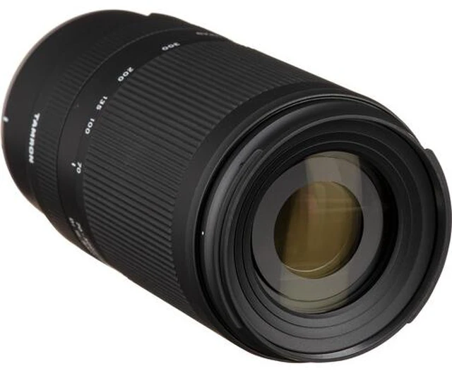 Alt view image 6 of 7 - Tamron 70-300mm f/4.5-6.3 Di III RXD Lens for Nikon Z Bundle