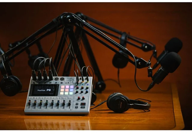 Alt view image 6 of 7 - Zoom PodTrak P8 Portable Podcast Recorder + Extreme PRO 64GB Memory Card, Bundle