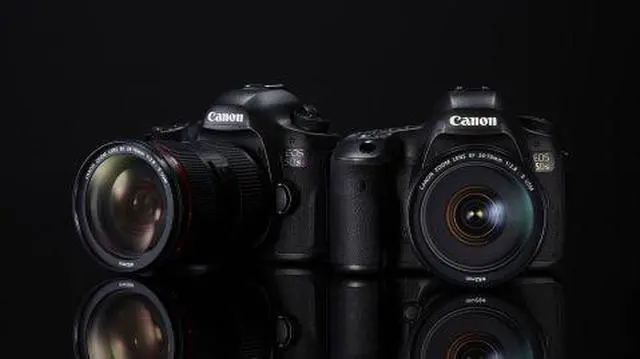 Alt view image 3 of 3 - Canon EOS 5DS DSLR Camera (Body Only) + 1 Year Warranty