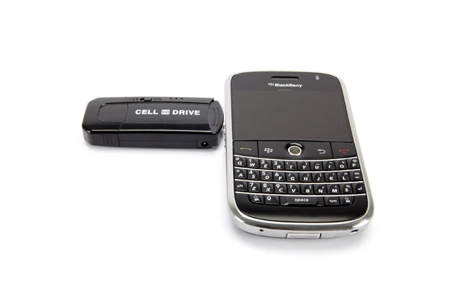 Alt view image 5 of 6 - Cell Drive 4 GB Back-Up Power, USB 2.0 Charge, Data Sync and Mass Bundle