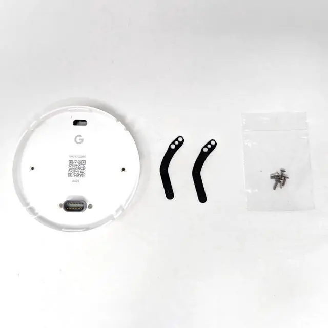 Main image of Google Nest Thermostat E Back Plate Replacement Part with Screws - White - Mint