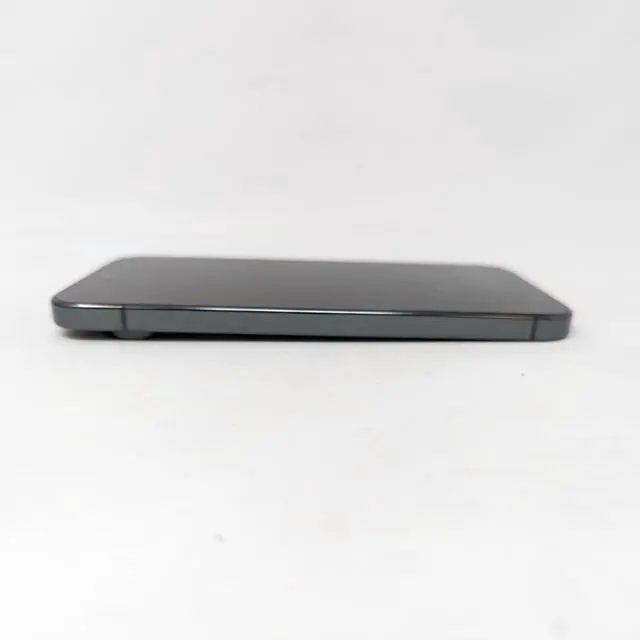 Alt view image 6 of 7 - Google Pixel 10 Pro G4QUR 128GB USA Factory Unlocked 6.3inch 16GB RAM Smartphone - Obsidian - Mint