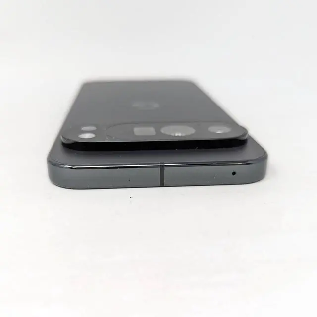 Alt view image 7 of 7 - Google Pixel 10 Pro XL GUL82 256GB Verizon 6.8 inch 16GB RAM Smartphone - Obsidian - Good