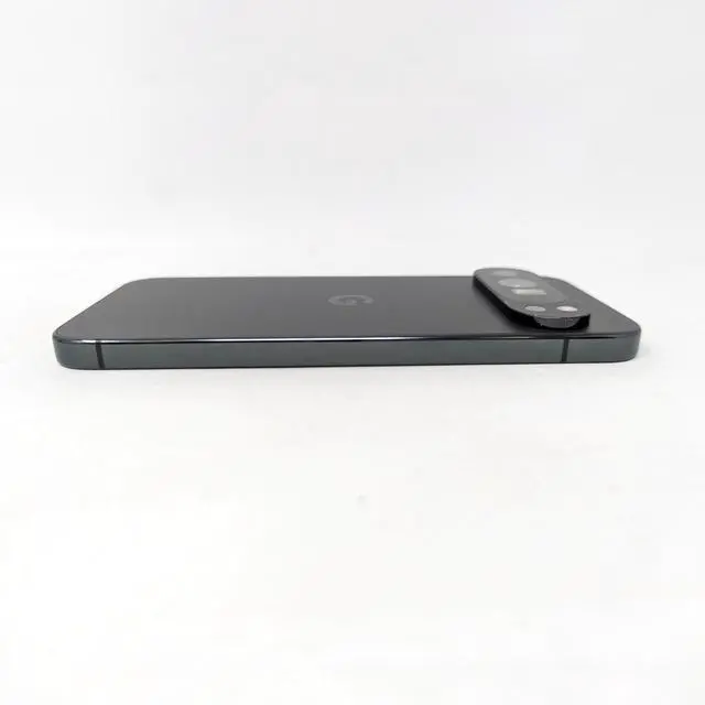 Alt view image 6 of 7 - Google Pixel 10 Pro XL GUL82 256GB Verizon 6.8 inch 16GB RAM Smartphone - Obsidian - Good