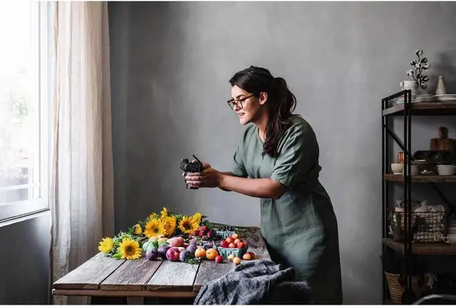 Alt view image 10 of 20 - Nikon Z5 Mirrorless Camera Body