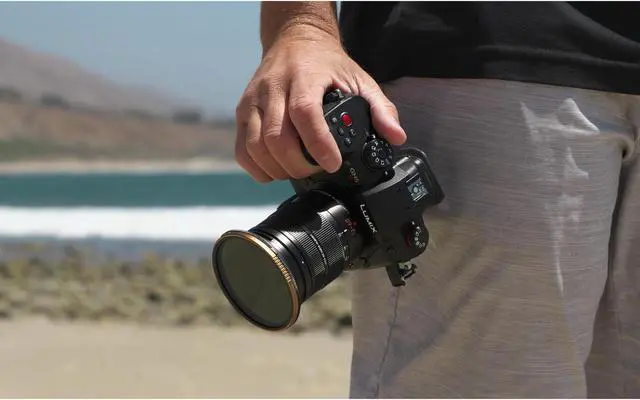 Alt view image 9 of 20 - Panasonic LUMIX GH5 II Camera with Leica 12-60mm f/2.8-4.0 Lens #DC-GH5M2LK