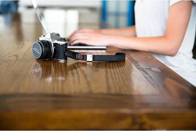 Alt view image 4 of 20 - Peak Design Cuff Camera Binocular Wrist Strap with Micro Anchor Connectors (Black) CF-BL-3