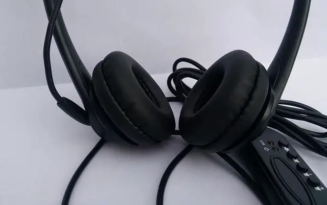 Alt view image 4 of 5 - USB Wired Headphone Headset Microphone for Laptop PC Computer Chat Game/Call Center mounted earphone