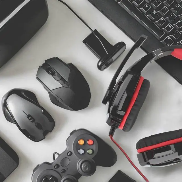 Alt view image 7 of 7 - Kotion Each G9000 Gaming Headset Headphone 3.5mm Stereo Jack with Mic LED Light for Xbox One S/Xbox one/PS4/Tablet/Laptop/Cell Phone-Black&Red