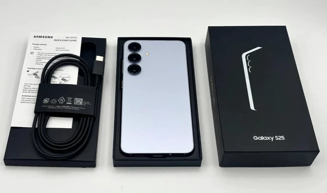 Main image of Samsung Galaxy S25 SM-S931U 128GB 12GB RAM Unlocked Smartphone - 6.2" - Icy Blue (Grade A+) - Comes With Box