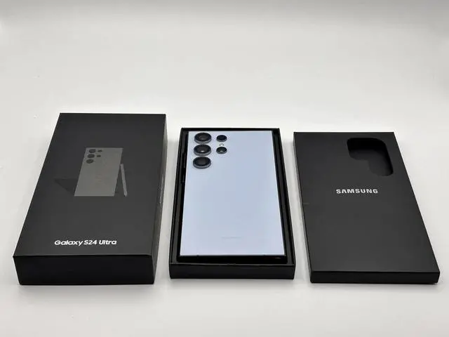 Main image of SAMSUNG Galaxy S24 Ultra Cell Phone, 512GB AI Smartphone, Unlocked Android, 50MP Zoom Camera, Long Battery Life, S Pen, US Version, 2024, Titanium Blue -- Grade A with BOX