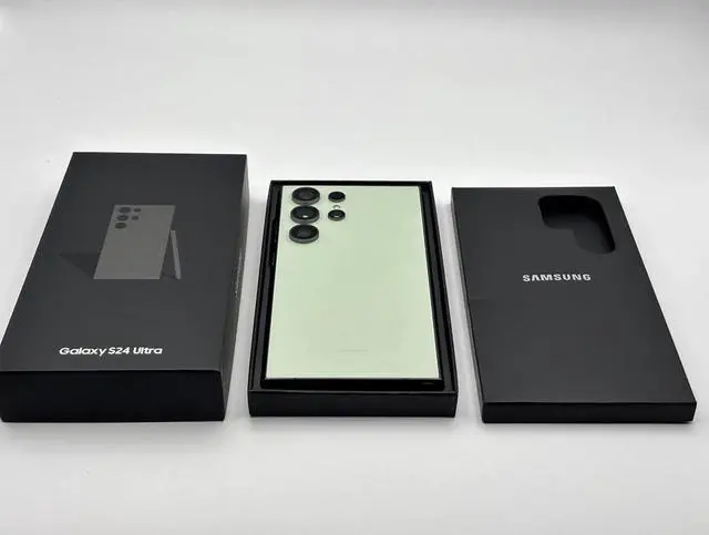 Main image of SAMSUNG Galaxy S24 Ultra - 512GB AI Smartphone, Unlocked, Long Battery Life, S Pen, US Version, 2024, Titanium Green - Grade A with BOX