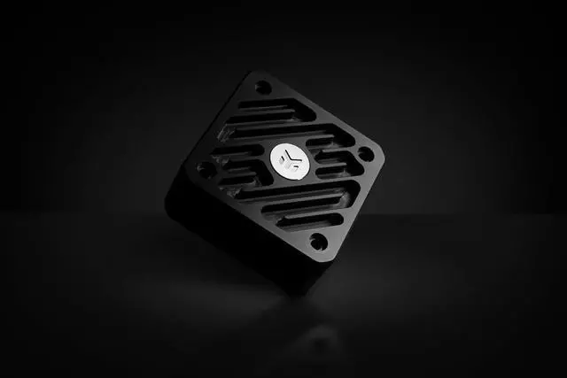 Alt view image 3 of 5 - EKWB Quantum Convection DDC - Black