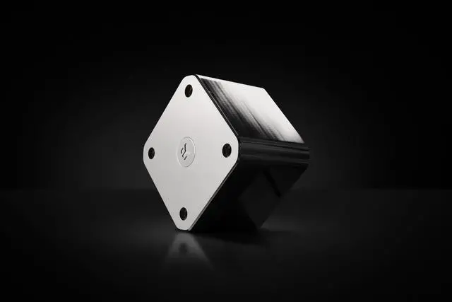 Alt view image 2 of 5 - EKWB Quantum Convection D5 - Nickel